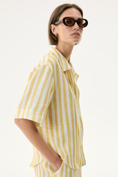 Resort Women's Shirt Yellow Stripes