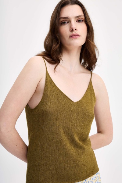 Elena Top Oliwkowy