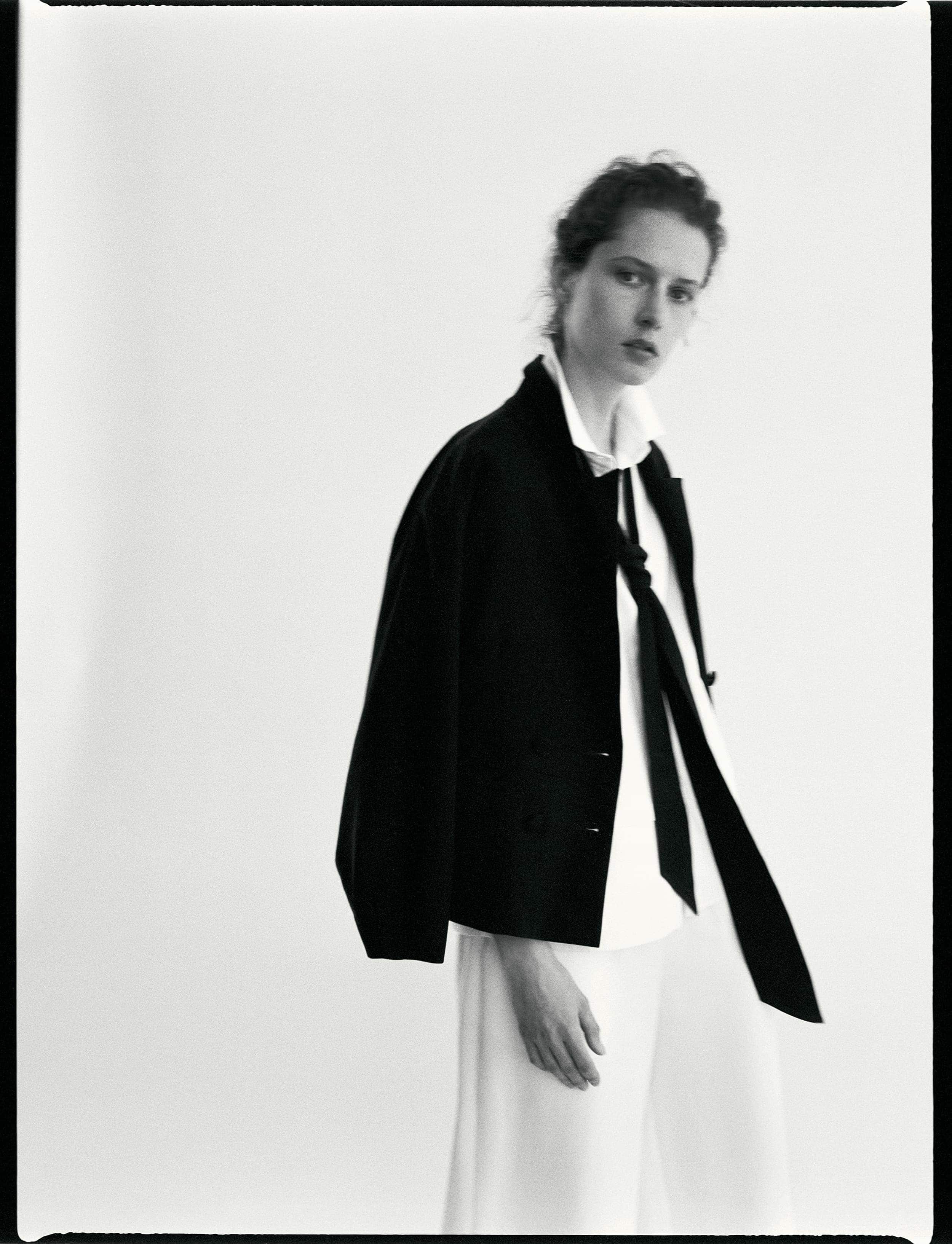 Mia Jaket, Bree Shirt, Less Trousers